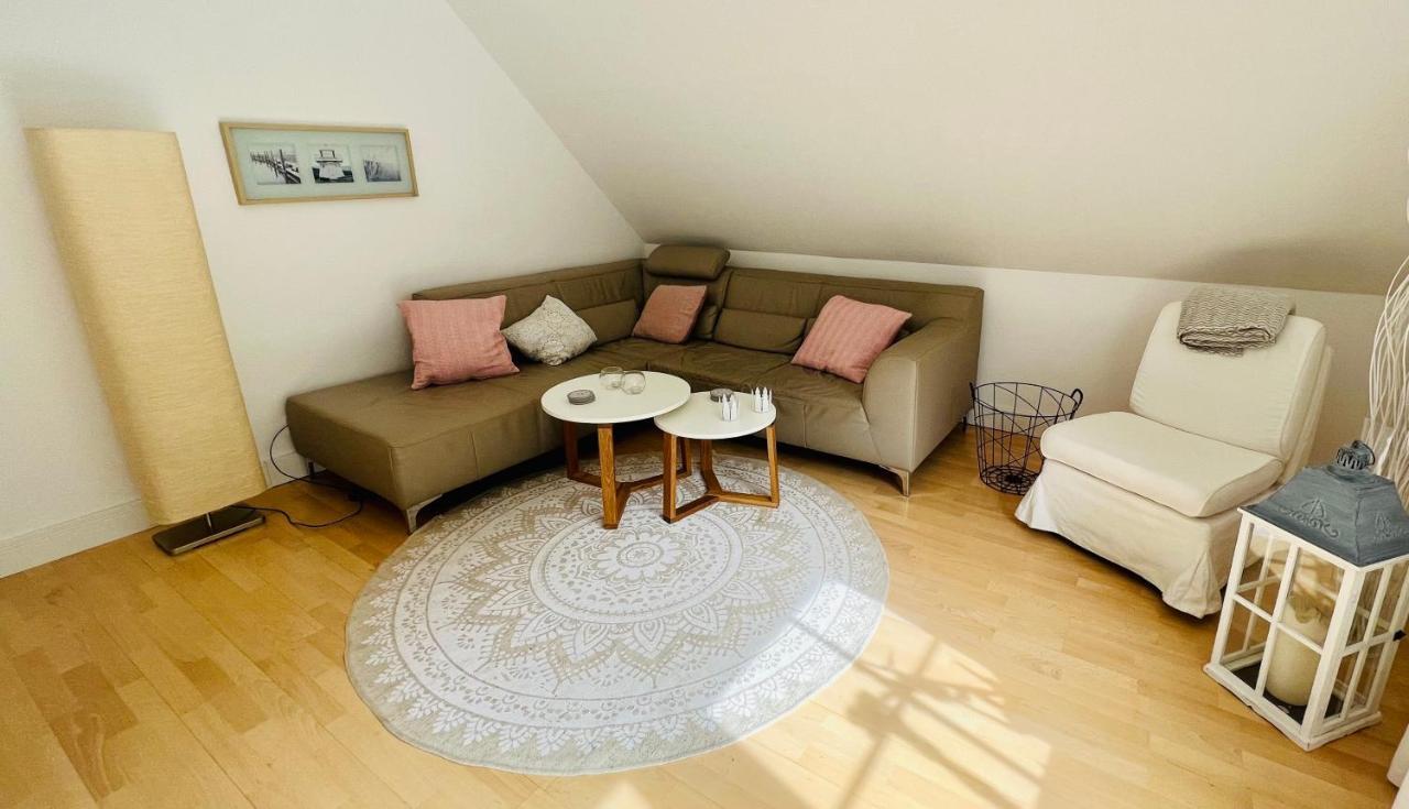 Ferienwohnung Im Tuermchen Oberfell 外观 照片