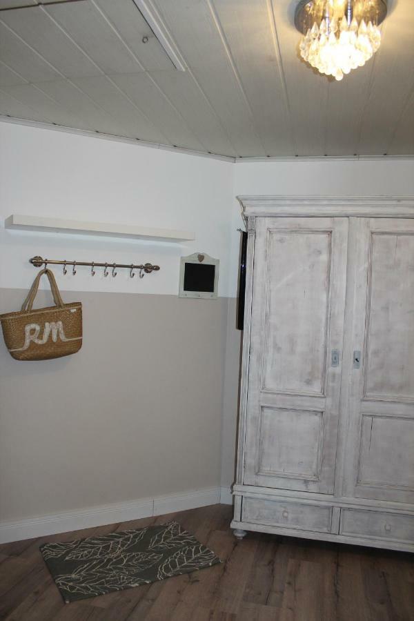 Ferienwohnung Im Tuermchen Oberfell 外观 照片
