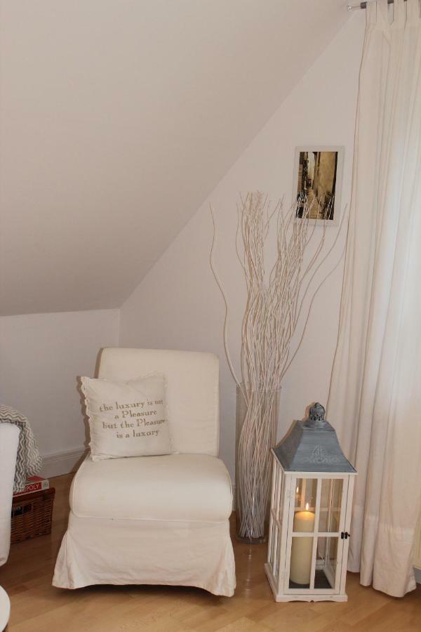 Ferienwohnung Im Tuermchen Oberfell 外观 照片