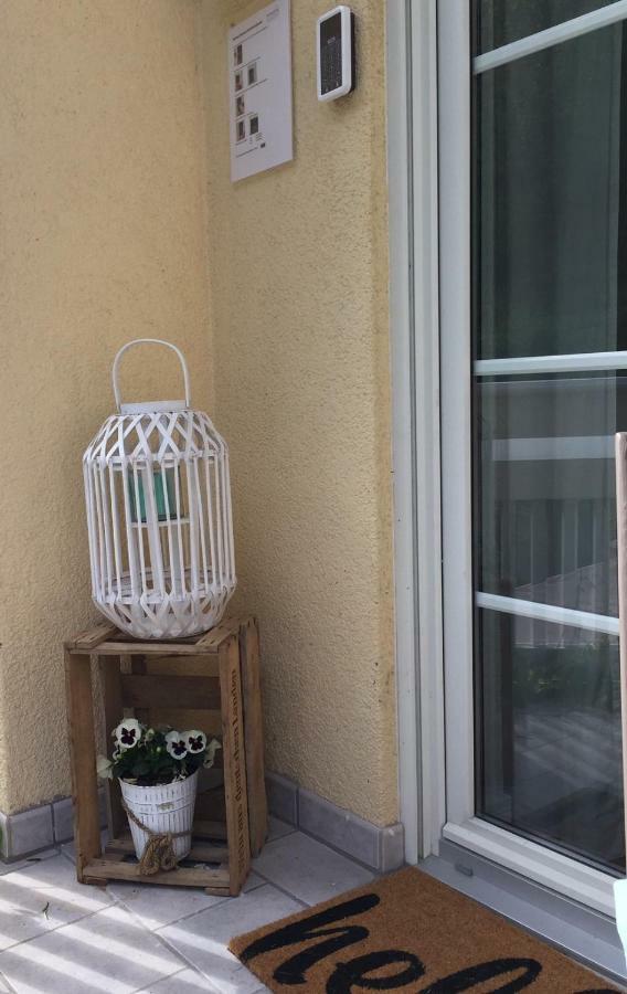 Ferienwohnung Im Tuermchen Oberfell 外观 照片